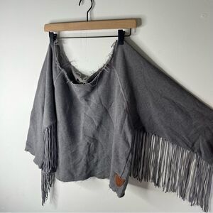 Hollywood Trading Company Gray Fringe Raw Hem Sweatshirt Large